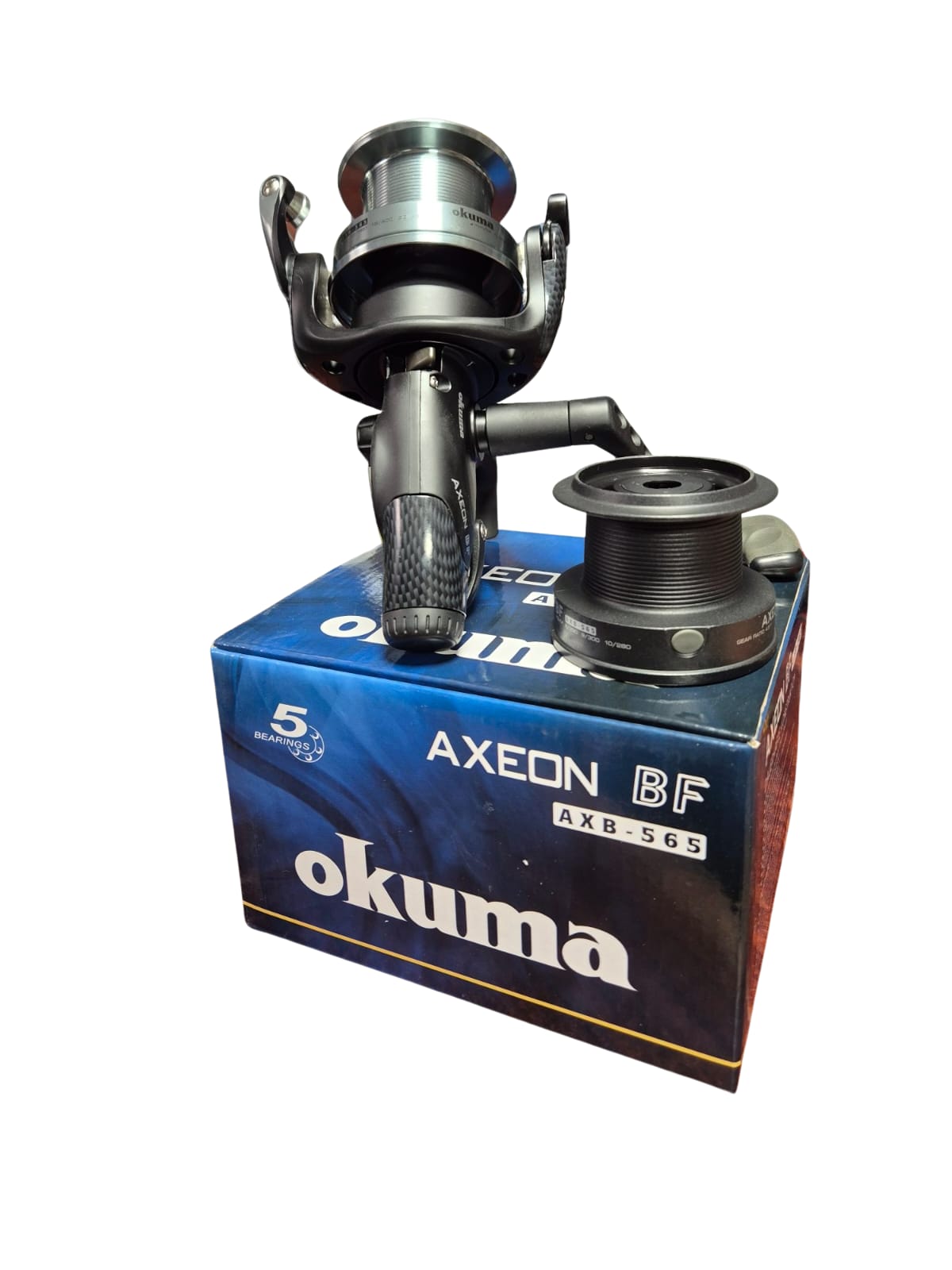 Okuma Axeon BF AXB-565 רולר קרפיונים עם שפולה נוספת